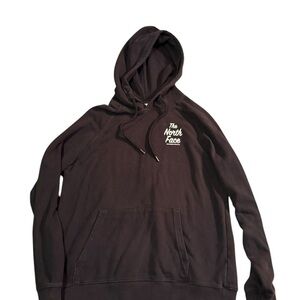 The North Face black hoodie with white mountain graphic #outdoor Small